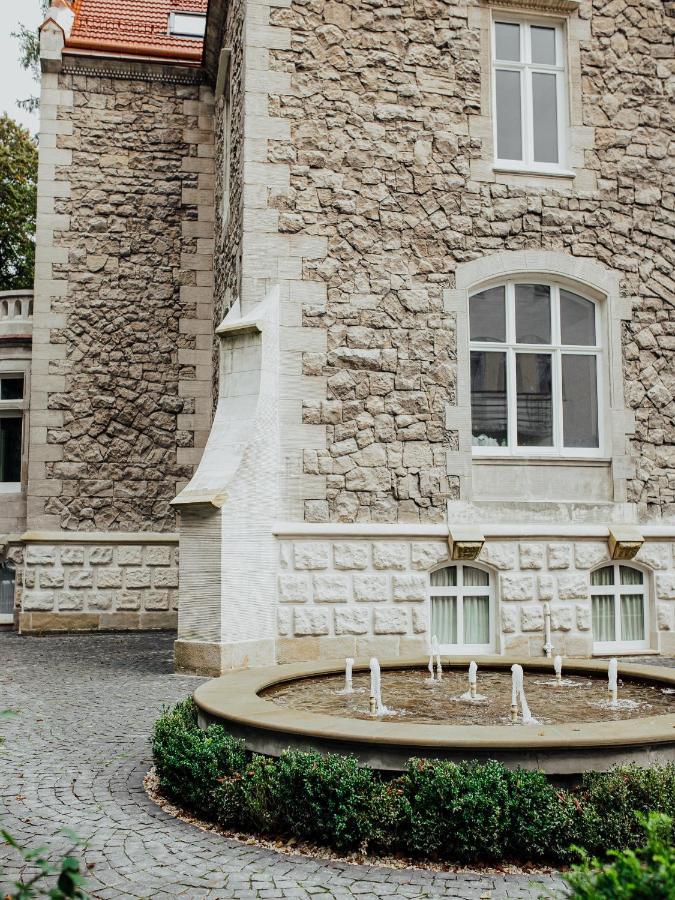 Lion'S Castle Hotel Lwów Zewnętrze zdjęcie