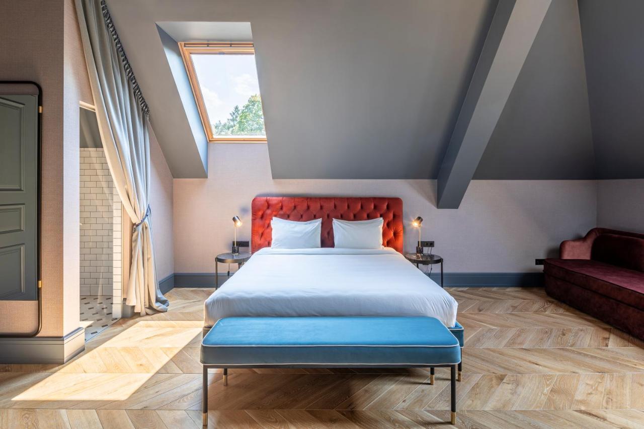 Lion'S Castle Hotel Lwów Zewnętrze zdjęcie